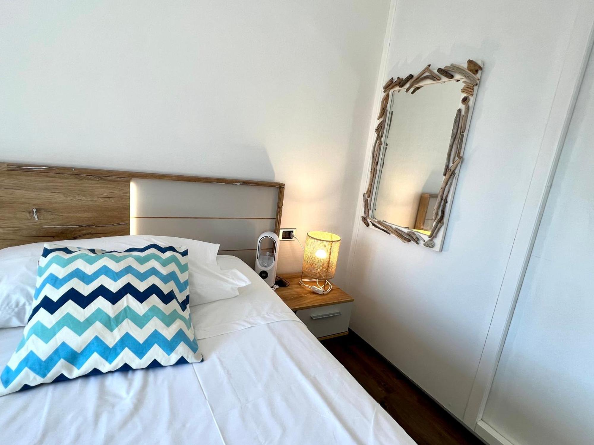 Vila Vera Seafront Apartments Sumartin Exterior foto